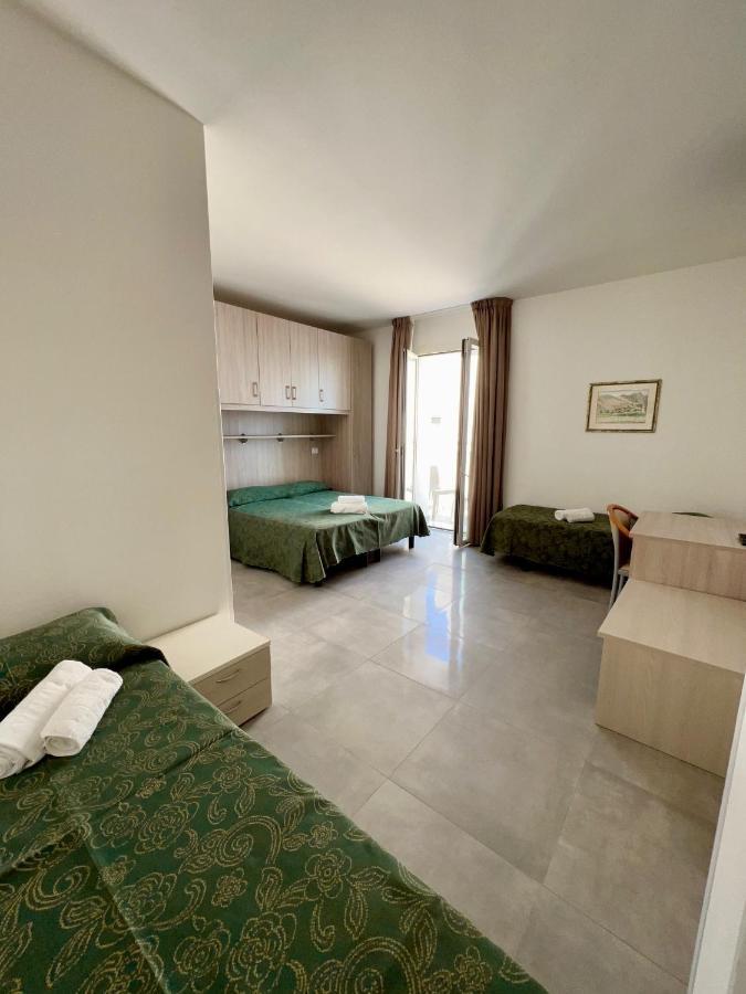 לידו די ג'סולו Hotel Terramare מראה חיצוני תמונה