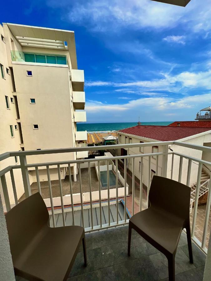 לידו די ג'סולו Hotel Terramare מראה חיצוני תמונה