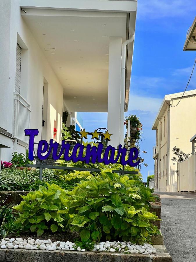 לידו די ג'סולו Hotel Terramare מראה חיצוני תמונה