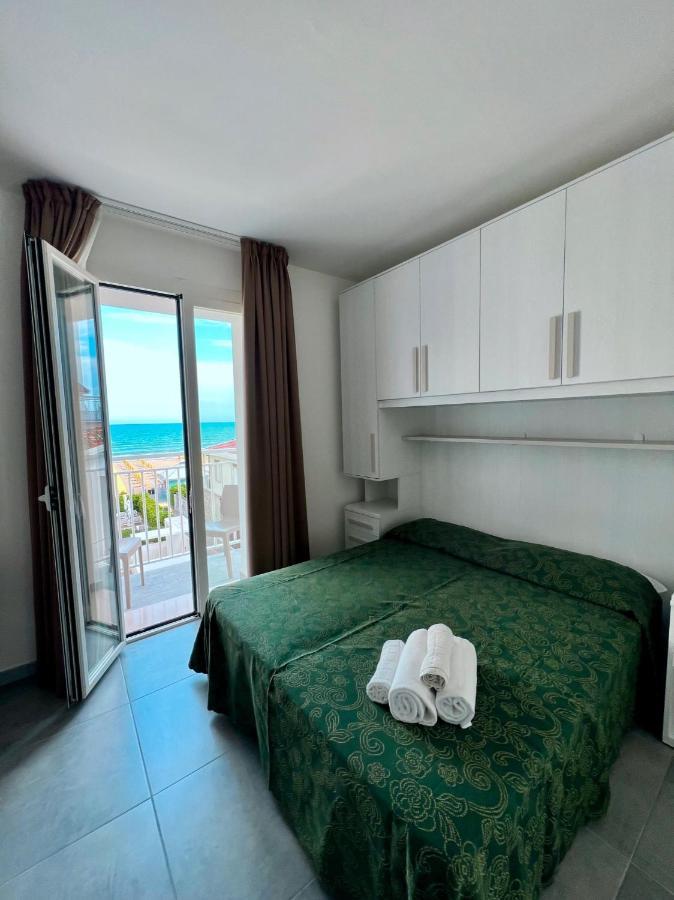 לידו די ג'סולו Hotel Terramare מראה חיצוני תמונה