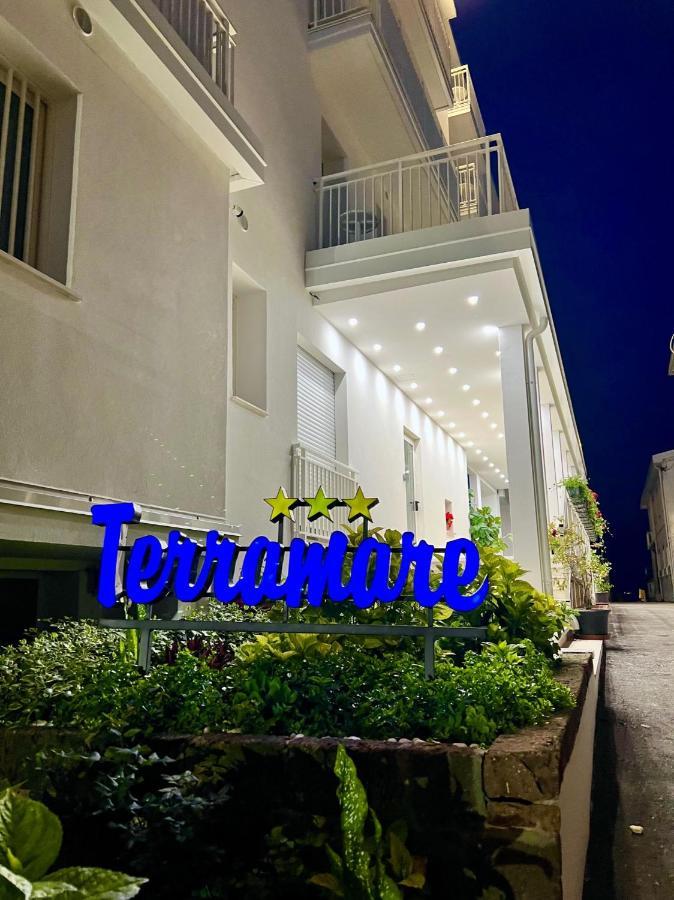 לידו די ג'סולו Hotel Terramare מראה חיצוני תמונה