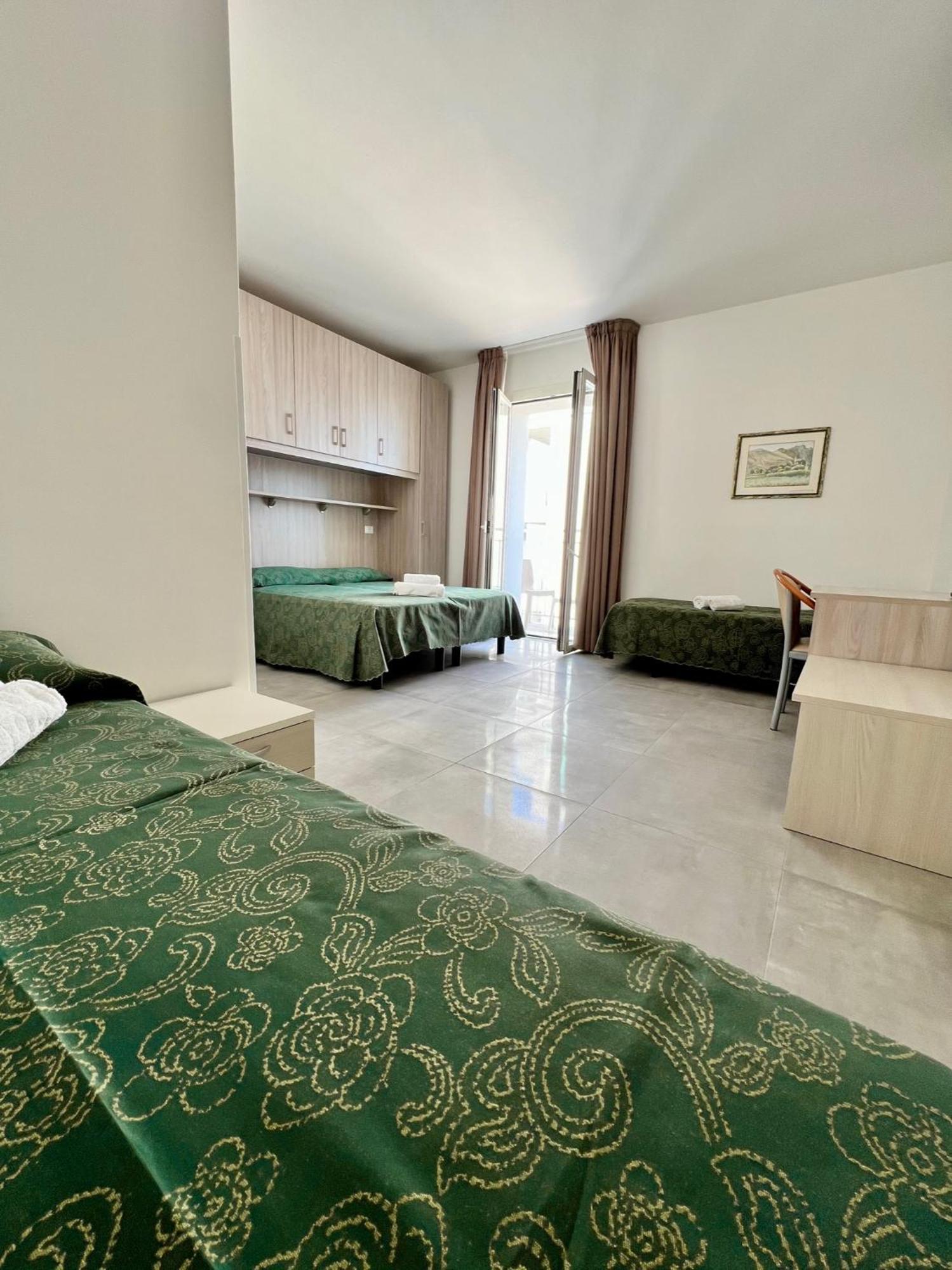 לידו די ג'סולו Hotel Terramare מראה חיצוני תמונה